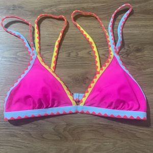 SHEIN bathing suit top size M